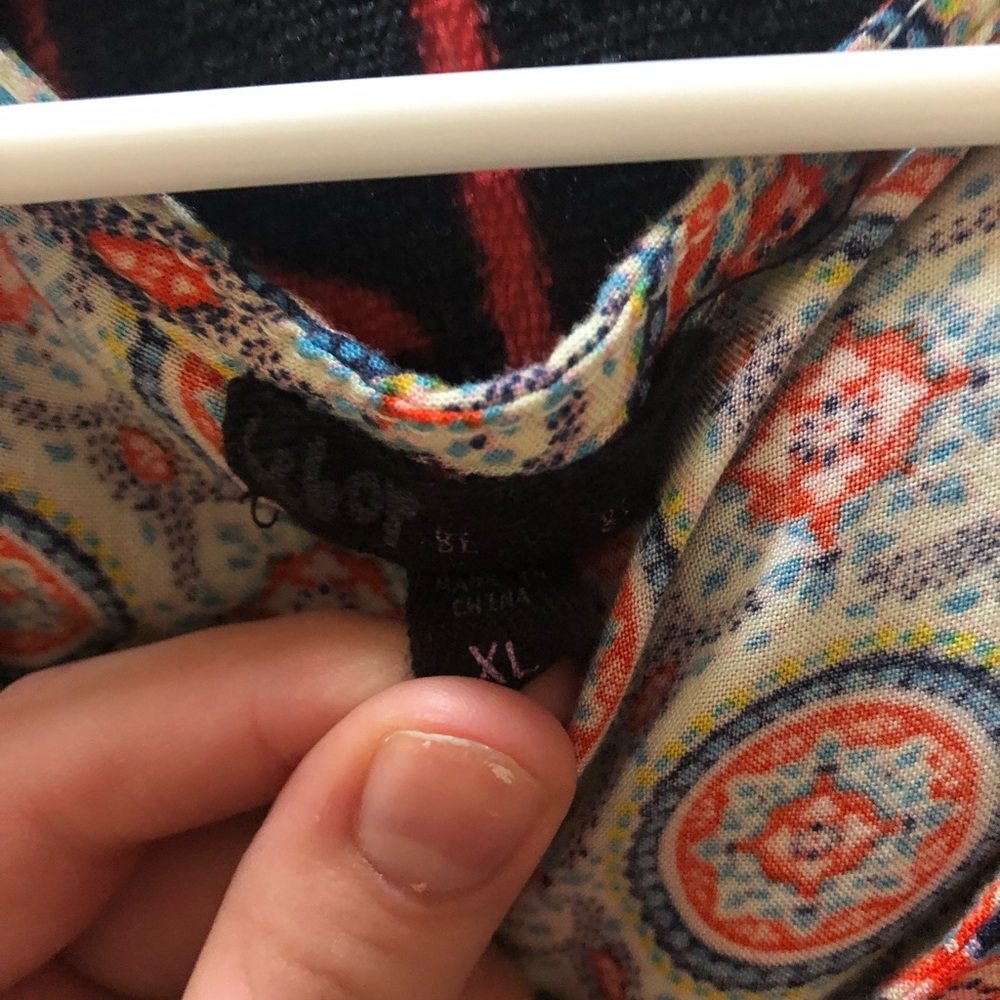 button romper - Picture 2 of 2